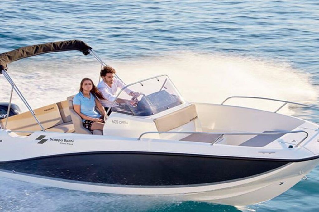 foto de barco quicksilver 675